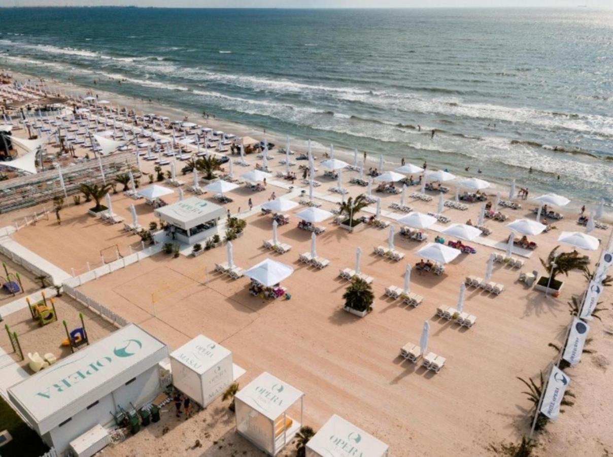 Caesar's Studio Mamaia Exterior foto